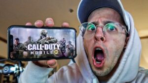 REACCIONANDO AL NUEVO CALL OF DUTY MOBILE | Robleis