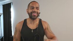 Sony Playstation 10 year deal with Xbox for call of duty!?