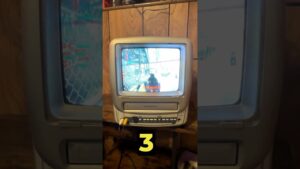 Играем в Call of Duty на старом телевизоре за 70 долларов!