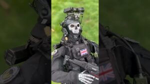 This custom Call of Duty Ghost kitbash is AMAZING #onesixth #twitternews #actionfigure #joinus